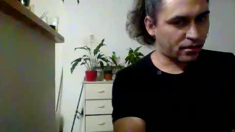 Snapshot of fortica4 chatting on May 24, 2026, 1:32 am Leo online show from May 24, 2026, 1:32 am