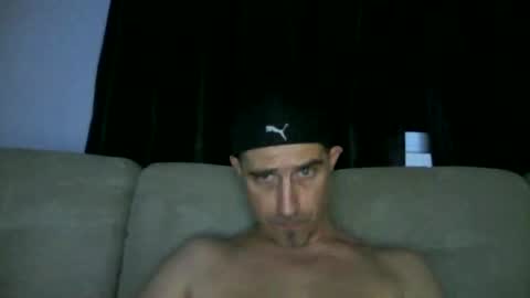 fouraide42 online show from February 26, 2025, 10:15 am