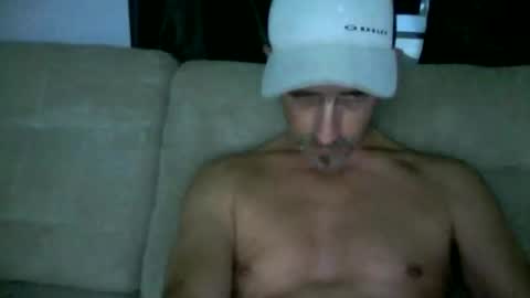 fouraide42 online show from October 24, 2025, 6:43 am