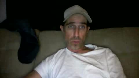 fouraide42 online show from March 16, 2026, 5:44 am