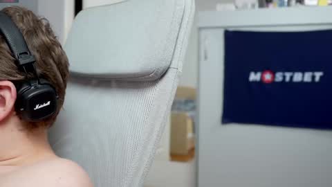 Snapshot of foxeslovefoxes chatting on December 24, 2024, 12:55 pm CUSTOM PHOTOS AND VIDEOS - online show from December 24, 2024, 12:55 pm