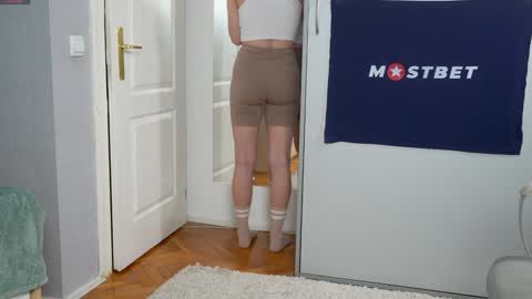 Snapshot of foxeslovefoxes chatting on January 24, 2025, 3:02 pm CUSTOM PHOTOS AND VIDEOS - online show from January 24, 2025, 3:02 pm