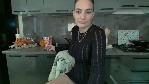 Snapshot of foxxyanna chatting on September 15, 2025, 6:46 am Ana online show from September 15, 2025, 6:46 am