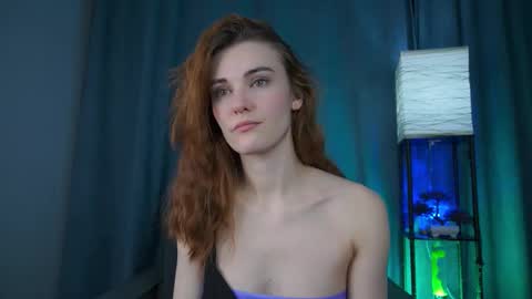 Snapshot of foxy_cute4you chatting on November 29, 2025, 7:17 pm Eva online show from November 29, 2025, 7:17 pm