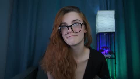 Snapshot of foxy_cute4you chatting on November 30, 2025, 7:18 pm Eva online show from November 30, 2025, 7:18 pm