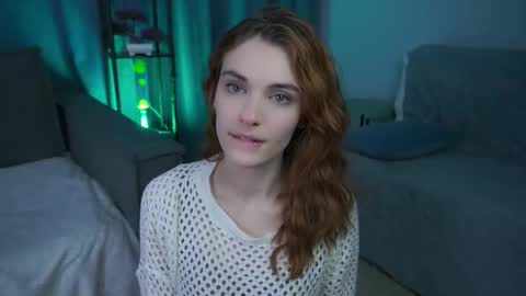 Snapshot of foxy_cute4you chatting on December 5, 2025, 7:10 pm Eva online show from December 5, 2025, 7:10 pm