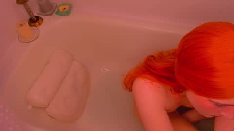 Sue online show from December 2, 2025, 10:16 pm