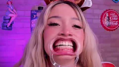 Miss Rhenna online show from December 2, 2025, 2:56 pm