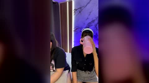 FOXY AND BUNNY online show from April 21, 2026, 4:41 am