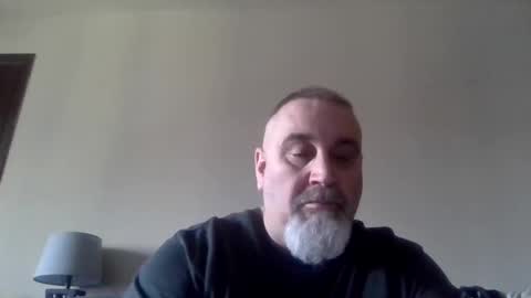 foxyfang online show from February 28, 2025, 1:58 pm