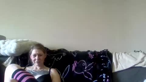 foxyfang online show from February 28, 2025, 5:04 pm