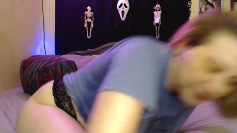 Mallory Koxx online show from October 10, 2025, 8:24 am