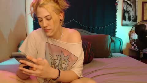 Mallory Koxx online show from March 21, 2026, 8:19 am