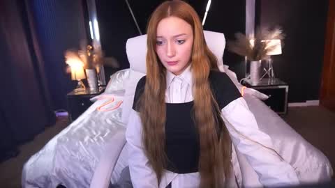 Maya online show from October 17, 2025, 1:25 pm