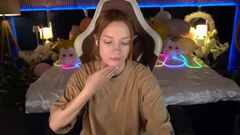 Maya online show from July 24, 2026, 1:20 pm