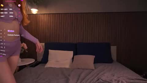 Jane Foxy online show from November 24, 2025, 6:02 am