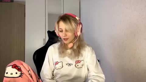 Kate online show from November 30, 2025, 9:35 am