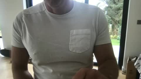 foxysausage online show from February 1, 2025, 12:37 pm