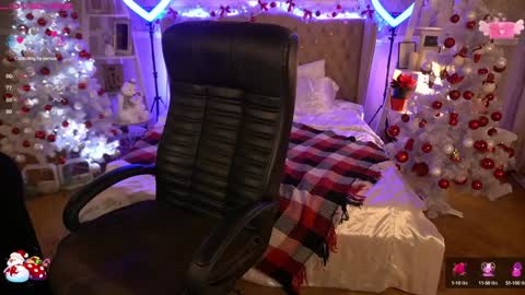 Snapshot of foxyshyyy chatting on December 14, 2024, 12:55 pm Inna online show from December 14, 2024, 12:55 pm