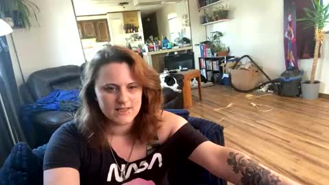 Aleu Fox online show from April 28, 2026, 2:55 pm