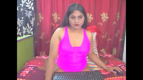 foxyyindian online show from November 27, 2025, 6:48 am