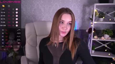 Kate online show from December 13, 2024, 3:11 pm