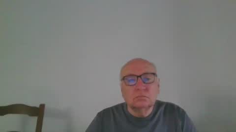 Snapshot of fra94 chatting on September 19, 2025, 3:13 pm fra94 online show from September 19, 2025, 3:13 pm
