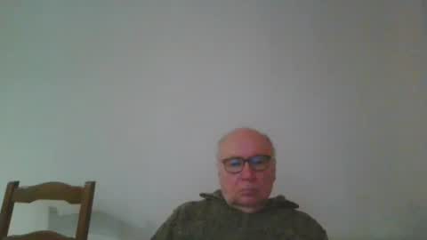 Snapshot of fra94 chatting on January 16, 2026, 10:47 pm fra94 online show from January 16, 2026, 10:47 pm
