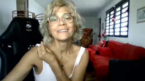 francelune online show from December 28, 2024, 12:56 pm