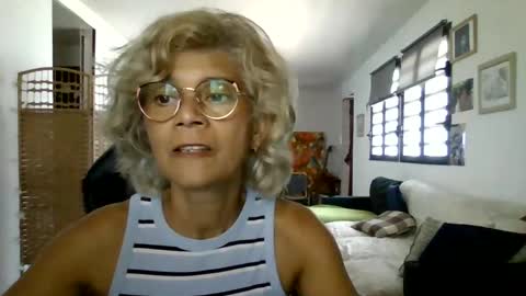 francelune online show from January 30, 2025, 11:01 am