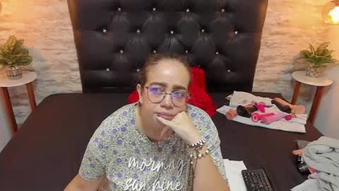          online show from April 19, 2026, 2:38 pm