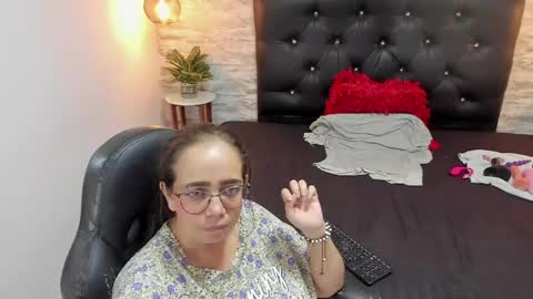          online show from June 5, 2026, 6:52 am
