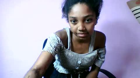 francia333068 online show from June 13, 2026, 8:07 pm