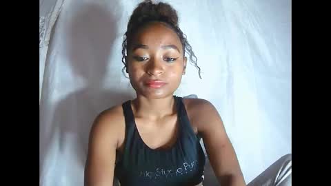 francine925426 online show from November 22, 2025, 7:07 am