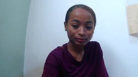 francine925426 online show from June 19, 2026, 8:18 am