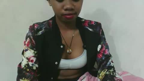 francinealdy online show from November 9, 2025, 5:17 am