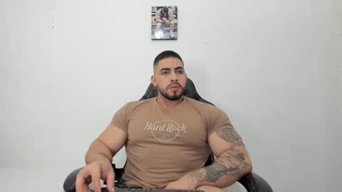 frank_foxx1 online show from November 23, 2025, 3:17 am