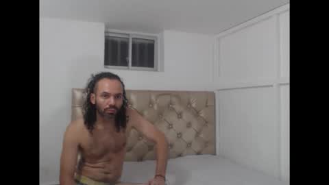 frank_jeanpaul online show from December 4, 2025, 7:28 am