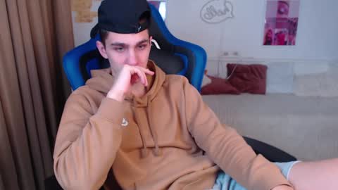 Frank online show from December 4, 2024, 2:53 am