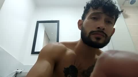 Snapshot of frankdanielsmolano chatting on July 22, 2026, 3:42 am frankdanielsmolano online show from July 22, 2026, 3:42 am