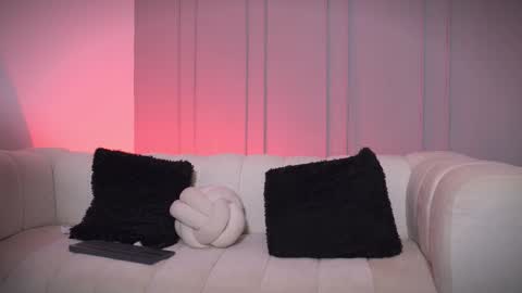 Frank Farrell. Hey remember to give me a thumbs up Ty online show from March 19, 2026, 8:35 pm