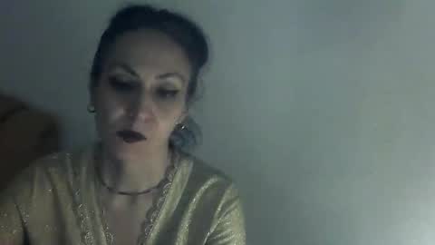 frankieteasing online show from November 12, 2025, 7:35 pm