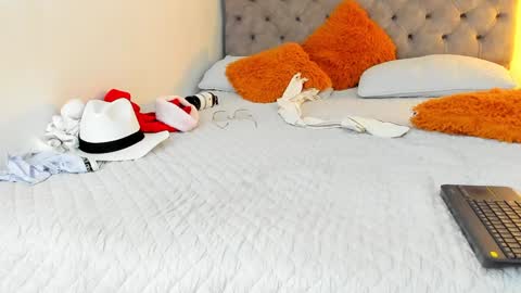 frank online show from December 24, 2024, 9:06 am