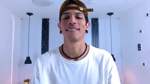 Franvill trato online show from November 28, 2025, 7:05 pm