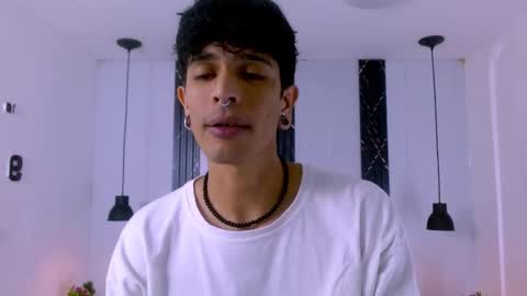 Franvill trato online show from January 9, 2026, 7:59 pm