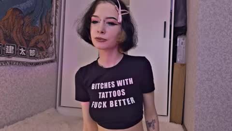 mistress Bastet and  mintcola online show from October 21, 2025, 6:14 am