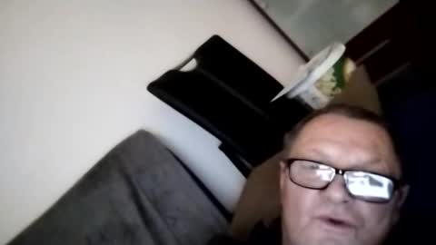 Wolfi online show from December 26, 2024, 11:32 am