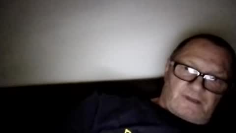 Wolfi online show from October 13, 2025, 8:36 am