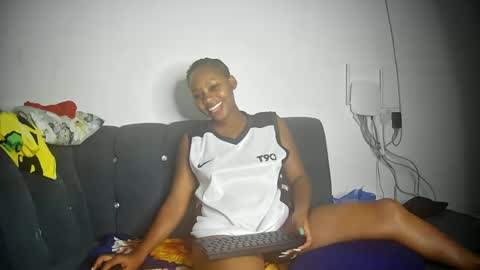 freakyLucy online show from January 23, 2025, 10:32 am