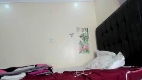 Sandra online show from March 6, 2025, 9:03 am